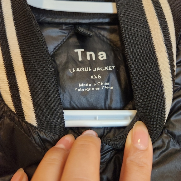 TNA - League Jacket - Picture 3 of 6